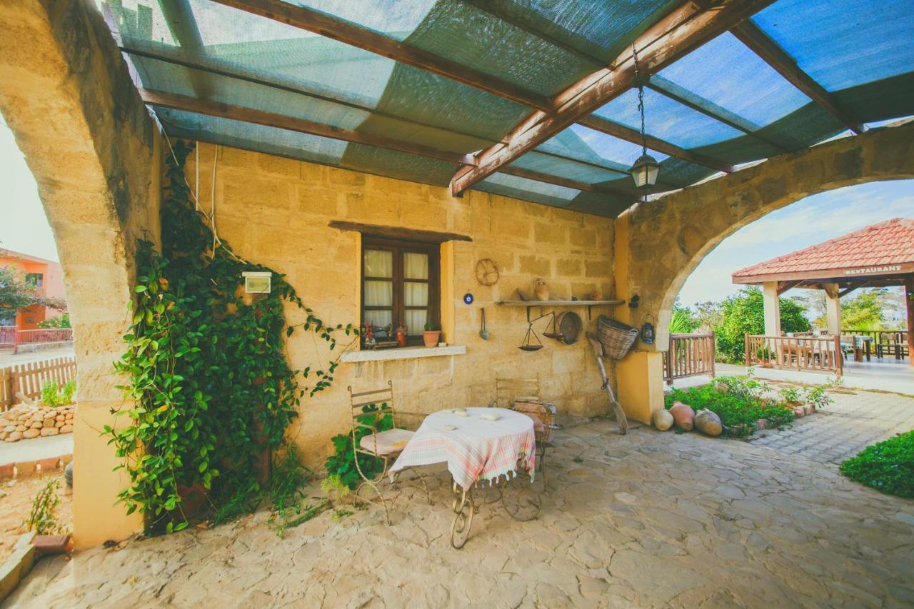 Castle Karpasia Guest House Authentic Atmosphere ! Rizokarpaso 外观 照片