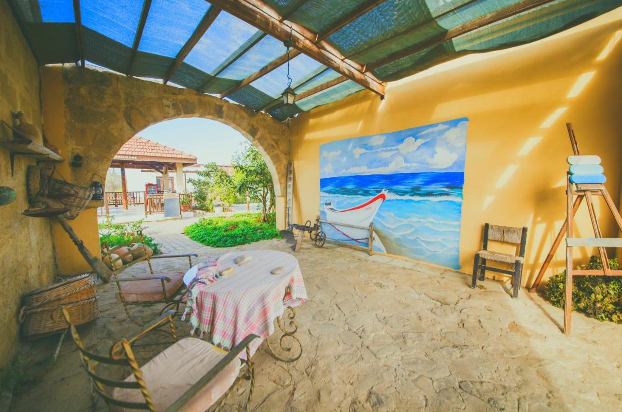 Castle Karpasia Guest House Authentic Atmosphere ! Rizokarpaso 外观 照片