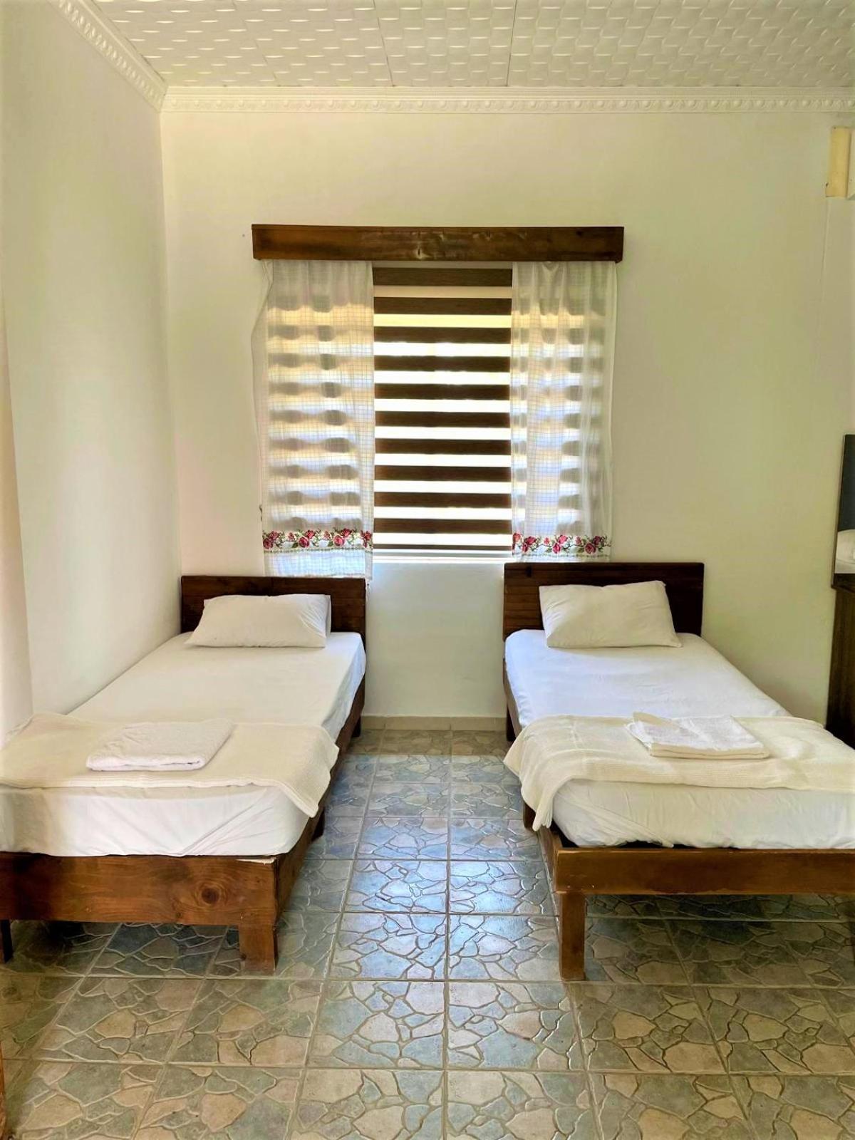 Castle Karpasia Guest House Authentic Atmosphere ! Rizokarpaso 客房 照片